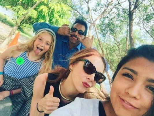 ¿Cómo se llevan Constanza, hija de Edith González, y su madastra? (FOTOS)