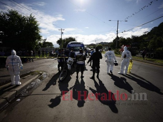 En imágenes: El drama de familiares de conductor asesinado este jueves en la capital  