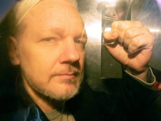 Cinco cosas que hay que saber sobre Julian Assange y WikiLeaks   