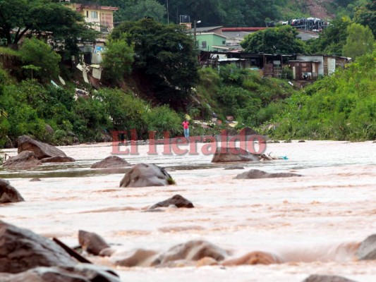 Así fue la búsqueda de Vladimir Oquelí, la primera víctima de las lluvias en Honduras