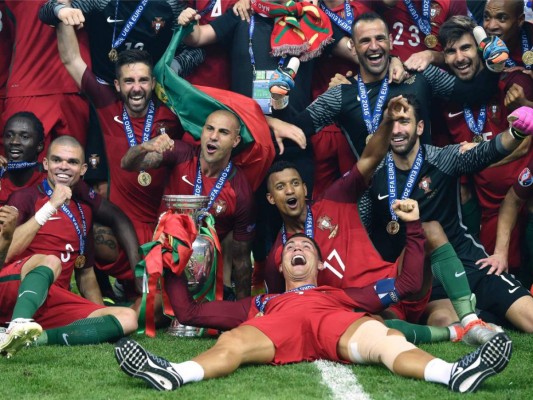 La final de la Eurocopa 2016 de CR7 en imágenes de principio a fin...