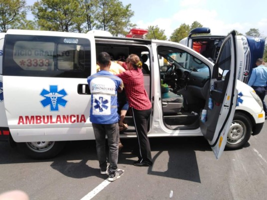 Las dramáticas fotos captadas tras el accidente de un autobús de la Anapo en la CA-5