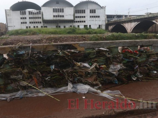 FOTOS: Las huellas de Eta en la capital que reviven la pesadilla del huracán Mitch