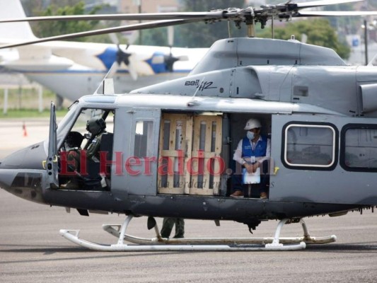 Así fue el arribo de 189,600 vacunas de AstraZeneca a Honduras (FOTOS)