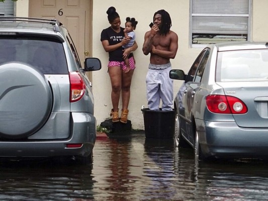 FOTOS: Florida bajo el agua tras inundaciones provocadas por Eta