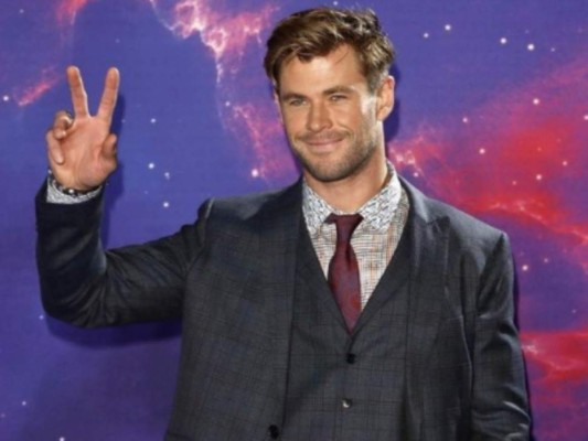 De Thor a Gladiador: Las mejores fotos de Chris Hemsworth a sus 38 años