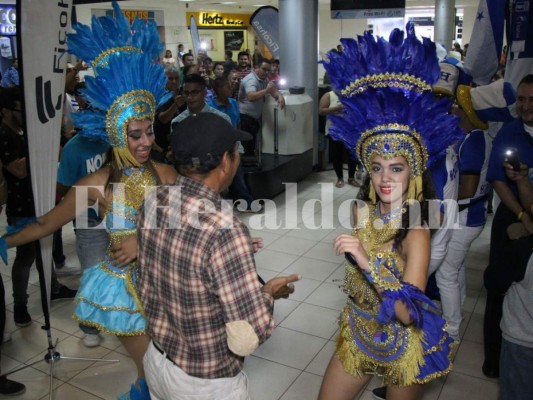 Fotos: Espectacular despedida recibió la Selección Nacional en el aeropuerto Toncontín