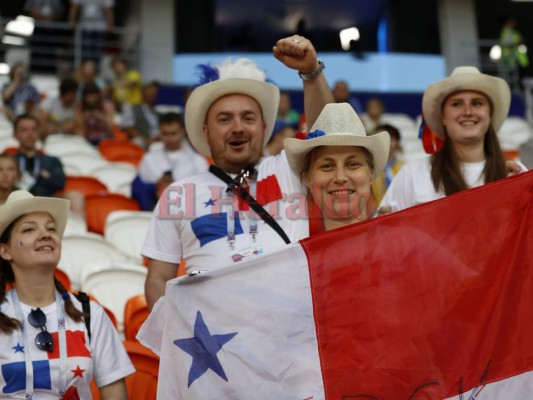 Bellas panameñas llegaron al Saransk Arena para el duelo entre Panamá y Túnez