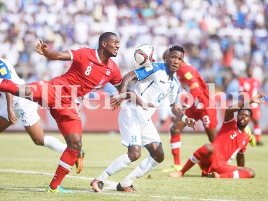 La mejores fotos de Honduras contra Canadá por el pase a la hexagonal