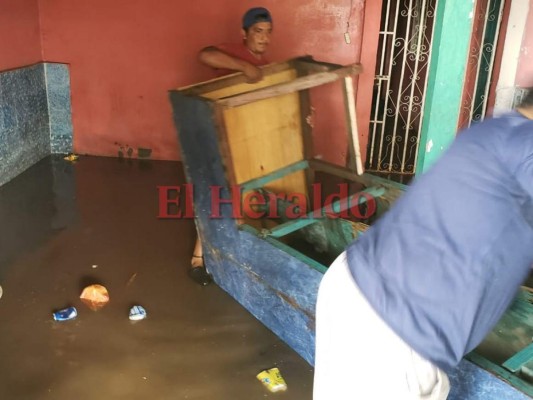 FOTOS: Los daños provocados por fuerte oleaje en la playa de Cedeño