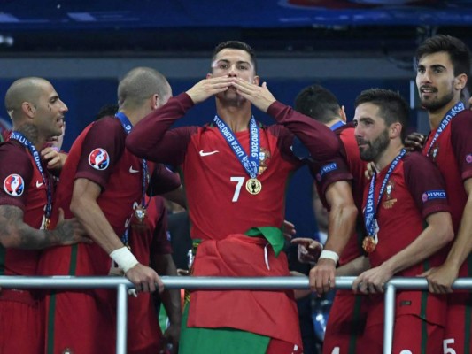 La final de la Eurocopa 2016 de CR7 en imágenes de principio a fin...