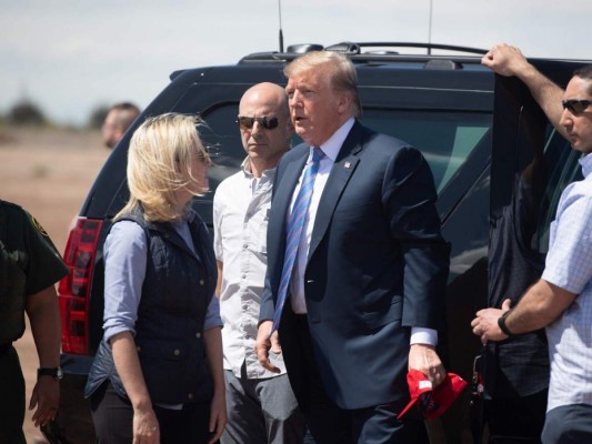 Así fue la visita de Donald Trump a la frontera en Calexico, California