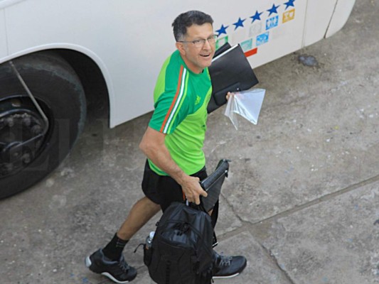 Selección de México entrenó en el estadio Olímpico previo al duelo con la H