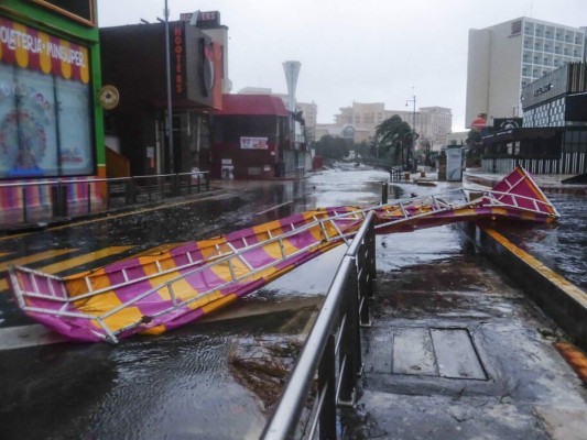 Árboles caídos, negocios destruidos y calles sin acceso: el impacto del huracán Delta