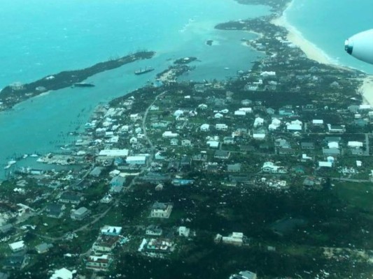 Las primeras fotos aéreas de la devastación de Dorian en Bahamas