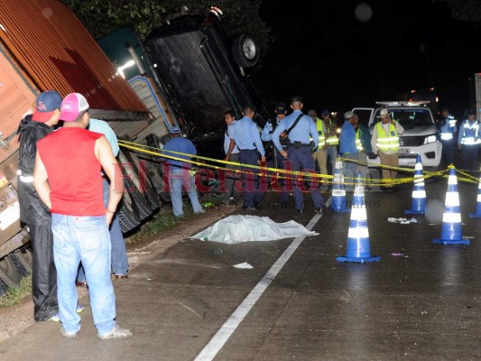 FOTOS: 9 datos de la colisión entre una rastra y un pick-up en Germania