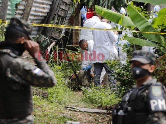 FOTOS: Macabro hallazgo de dos cadáveres en la colonia Óscar A. Flores, esto es lo que se sabe