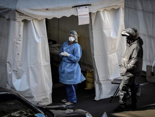 FOTOS: El mundo sigue encerrado y se prepara para pico de contagios de Covid-19