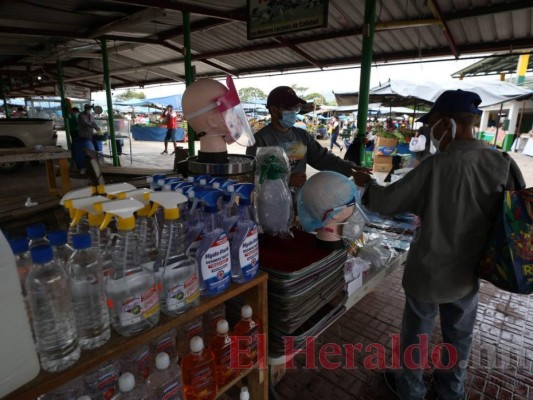 15 fotos que muestran el impacto de la pandemia en la capital tras cuatro meses de lucha