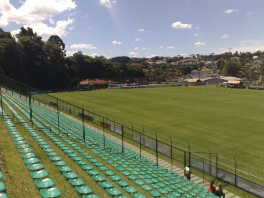 FOTOS: Los estadios más raros del mundo