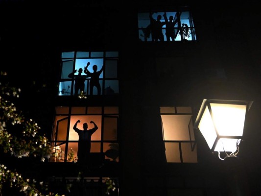 FOTOS: Puertas cerradas, calles desoladas y un silencio fantasmal ante encierro del mundo