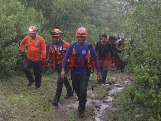 Las dramáticas imágenes del rescate de la primera víctima de las lluvias en Honduras