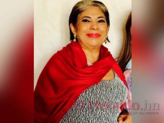 'Nos deja un legado de servicio': así despiden a Yolanda Chávez (FOTOS)