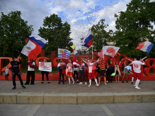 Así se disfruta la fiebre del Mundial en el Estadio Krestovski para el Rusia vs Egipto