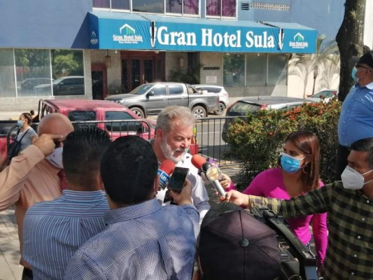 Bajarse el sueldo y hacer despidos: las acciones que tomará Roberto Contreras en San Pedro Sula