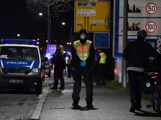 Europa, asediada por epidemia, supera los 2,000 muertos por Covid-19