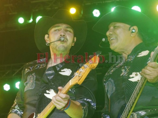 FOTOS: Bronco puso a bailar y a cantar a sus fans en Choluteca