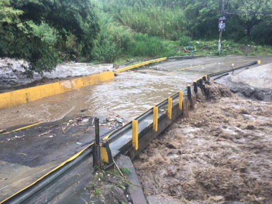 Lluvias se ensañan en Centroamérica dejando destrucción y muerte  