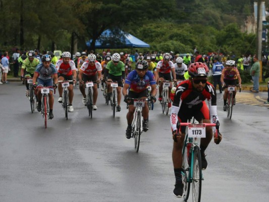 El color, ganadores, fuerzas vivas y curiosidades de la Sexta Vuelta Ciclística