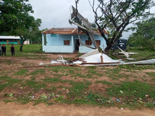 FOTOS: Huracán Iota ya deja severos daños en La Mosquitia