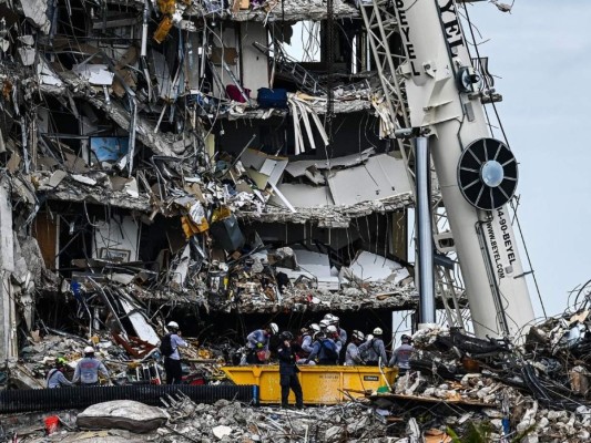 FOTOS: Sexto día de búsqueda de sobrevivientes tras colapso de edificio en Miami