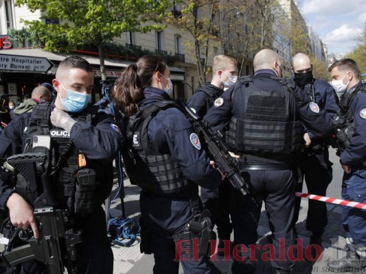 Las imágenes del tiroteo en París frente a un hospital que causó momentos de pánico