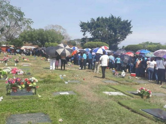 FOTOS: El último adiós a la pastora Ninoska de Ponce