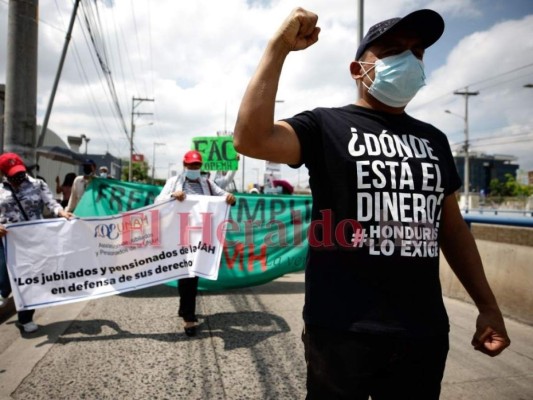 Así fue la protesta de maestros en la capital contra la intervención del Inprema