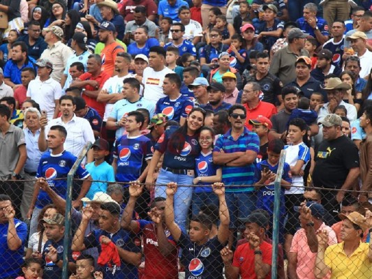 FOTOS: Danlí se viste de azul para recibir a Motagua vs Real de Minas en el Estadio Marcelo Tinoco