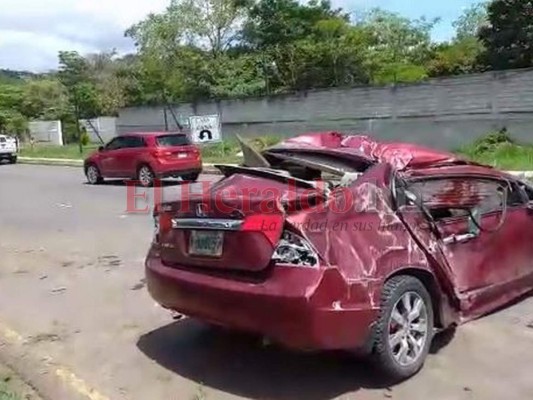 Fotos: Así quedó la escena del aparatoso accidente en el anillo periférico