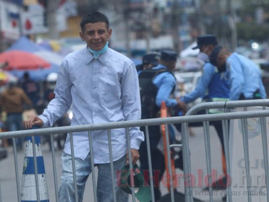 FOTOS: Con total indiferencia, personas incumplen uso de mascarillas