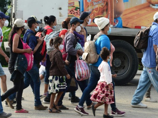 Lo que se sabe de la nueva caravana que partió este viernes de Honduras hacia EE UU (Fotos)