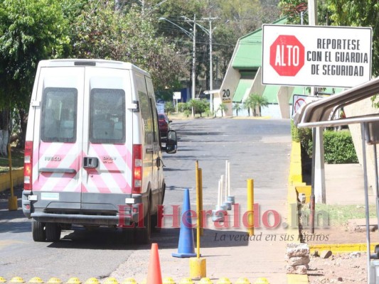 FOTOS: Hondureños que llegan al país pasarán cuarentena en la Villa Olímpica