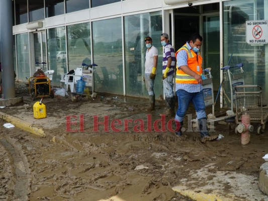 FOTOS: Así avanza la limpieza del aeropuerto de San Pedro Sula