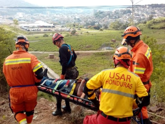 Fotos: Así fue el simulacro que se llevó a cabo en El Berrinche, después de 20 años del huracán Mitch