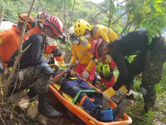 Fotos: Así fue el simulacro que se llevó a cabo en El Berrinche, después de 20 años del huracán Mitch