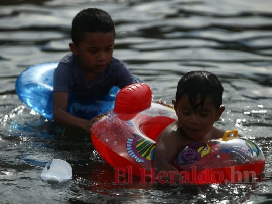 FOTOS: Entre risas, juegos y chapuzones disfrutan la Semana Santa en Pespire