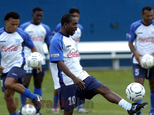 Las fotos más inéditas del 'Pery' Martínez vistiendo la camisa de la H