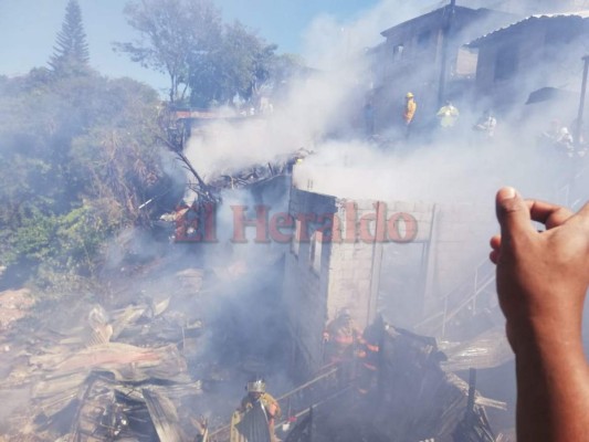 Consternación por muerte de una niña en incendio en la capital