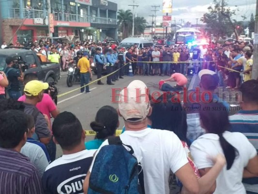 Así quedó la escena de la masacre que dejó cuatro muertos en Villanueva, Cortés (FOTOS)